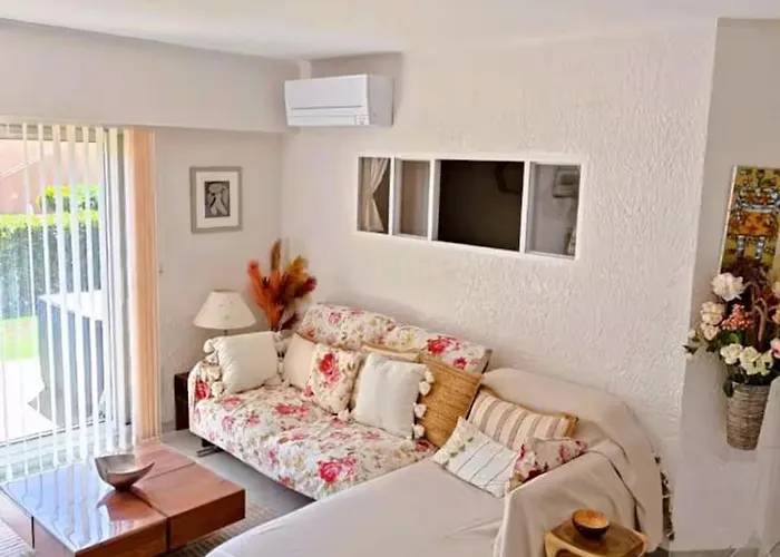 Fleur De Sel 55m2, Terrasse, Jardin, Pieds Dans L'eau, 4 Pers * Saint-Raphaël