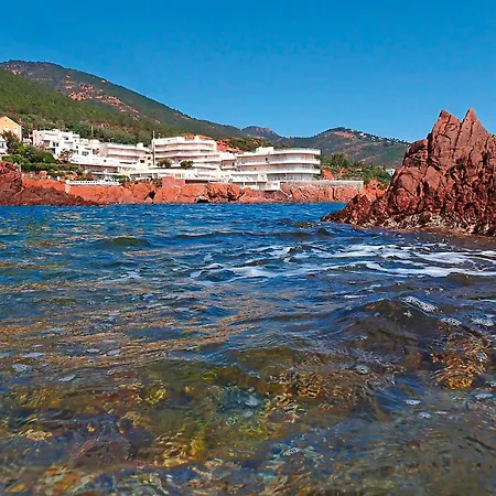 Appartement Fleur De Sel 55m2, Terrasse, Jardin, Pieds Dans L'eau, 4 Pers