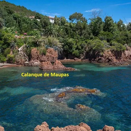 Cap Nérée, Fleur De Sel 55m2, 2 Chambres, Terrasse, Jardin, Pieds Dans L'eau, 4 Pers * Saint-Raphaël