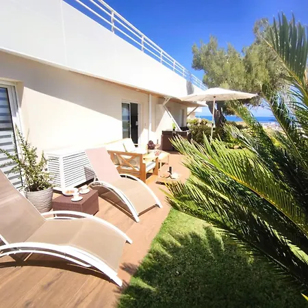 Appartement Fleur de Sel 55m2, terrasse, jardin, pieds dans l'eau, 4 pers Saint-Raphaël
