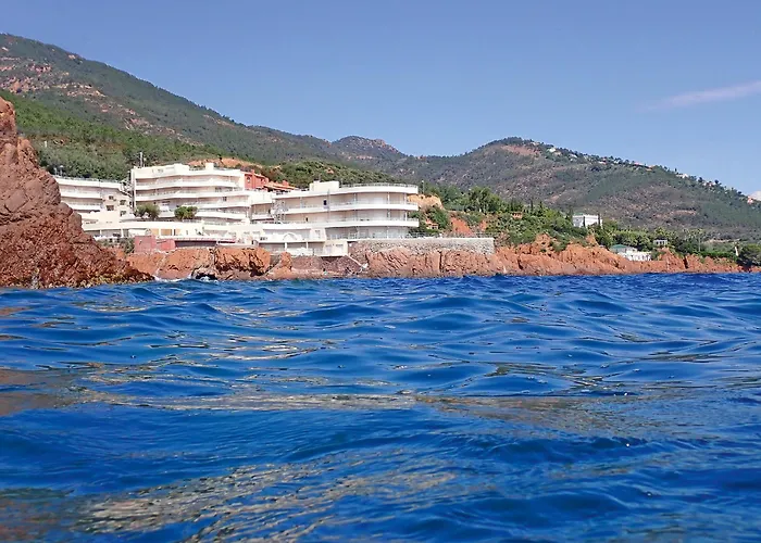 Appartement Fleur De Sel 55m2, Terrasse, Jardin, Pieds Dans L'eau, 4 Pers